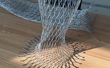 不銹鋼編織繩網(wǎng) 不銹鋼編織繩網(wǎng)